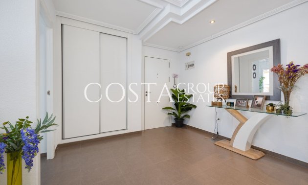 Resale - Apartments -
Torrevieja - Torrevieja Centro