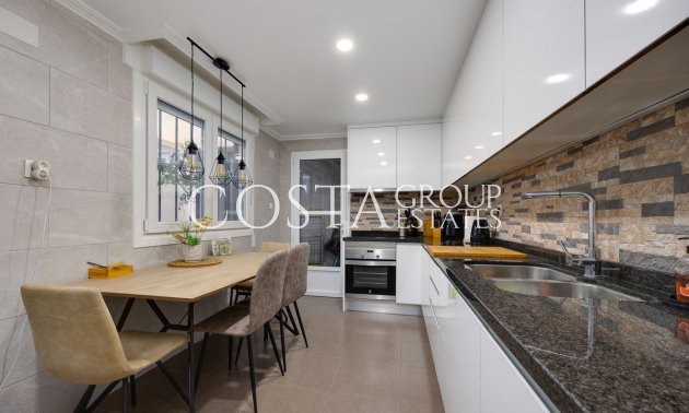 Resale - Apartments -
Torrevieja - Torrevieja Centro