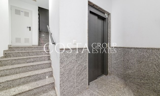 Resale - Apartments -
Torrevieja - Torrevieja Centro