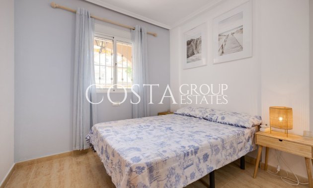 Resale - House -
Orihuela - Orihuela Costa