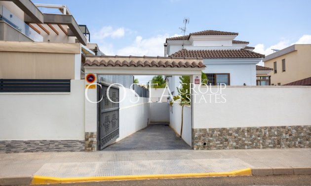 Herverkoop - Villa -
Los Montesinos - Los Montesinos Centro
