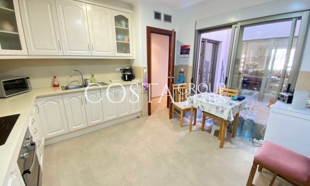 Resale - House -
Rojales - Rojales Centro
