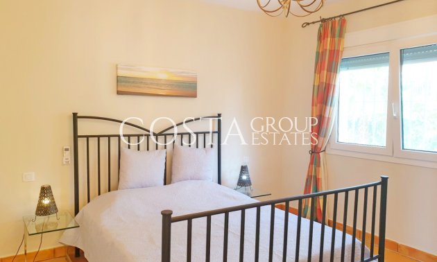 Herverkoop - Villa -
Teulada - Moraira