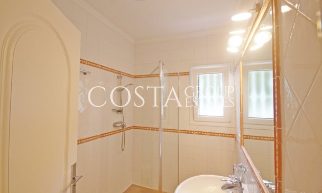 Herverkoop - Villa -
Teulada - Moraira