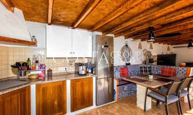 Resale - Villa -
Benissa - Benissa Centro