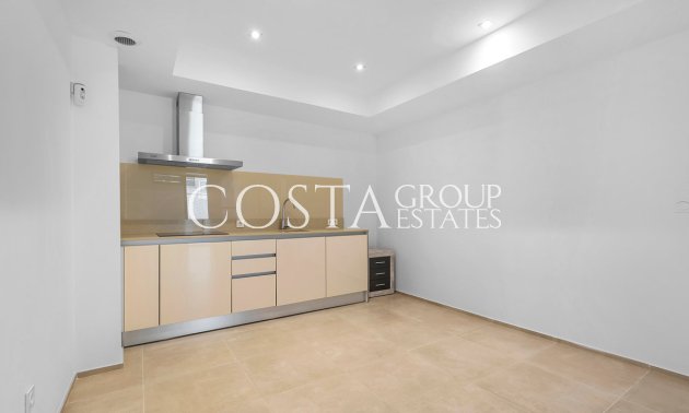 Resale - Villa -
Orihuela - La Zenia