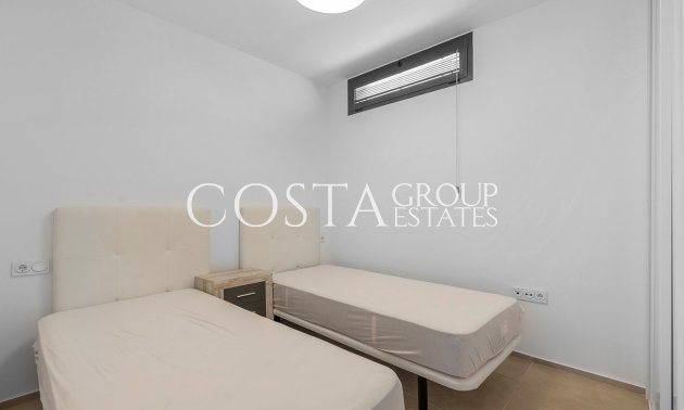 Resale - Villa -
Orihuela - La Zenia