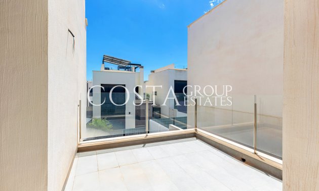 Wiederverkauf - Villa -
Orihuela - Orihuela Costa