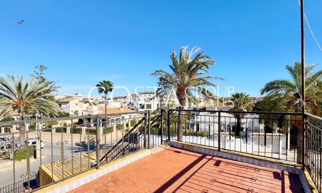 Wiederverkauf - House -
Orihuela - Punta Prima