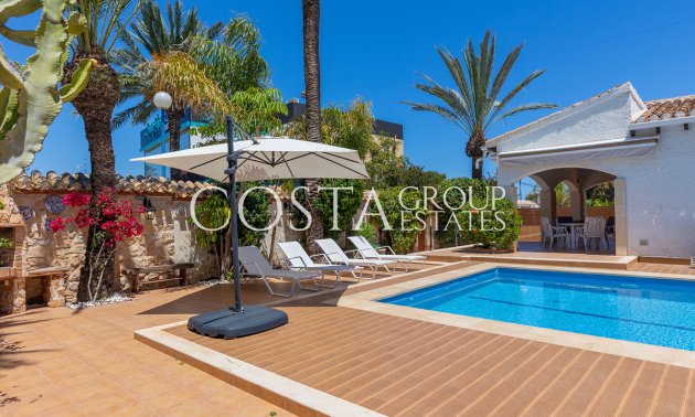 Resale - Villa -
Orihuela - Punta Prima
