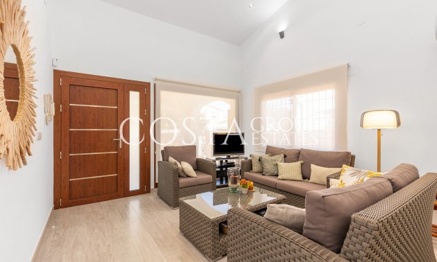 Resale - Villa -
Orihuela - Punta Prima