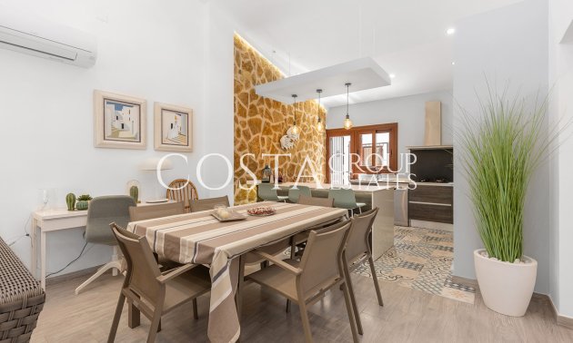 Resale - Villa -
Orihuela - Punta Prima