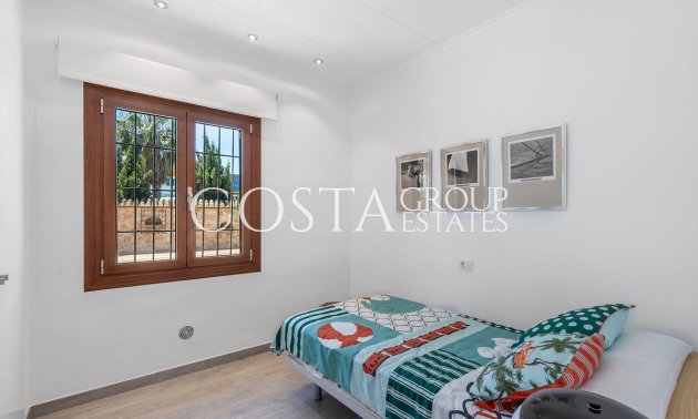 Resale - Villa -
Orihuela - Punta Prima