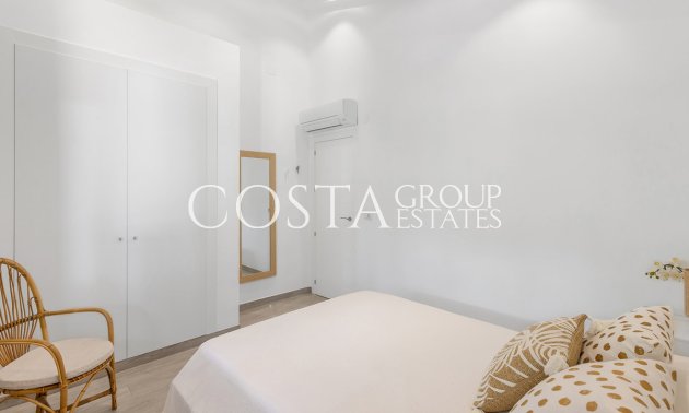 Resale - Villa -
Orihuela - Punta Prima