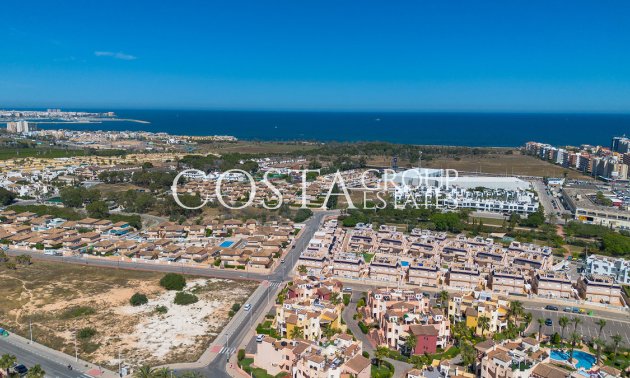 Resale - Apartments -
Orihuela - Los Altos