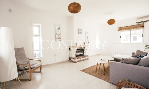 Resale - Villa -
Orihuela - Villamartin