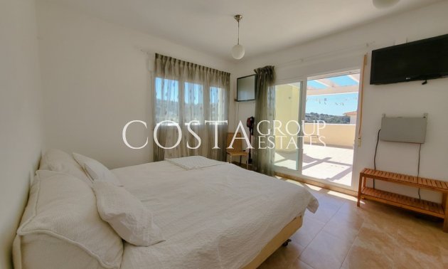 Herverkoop - Villa -
Teulada - Moraira