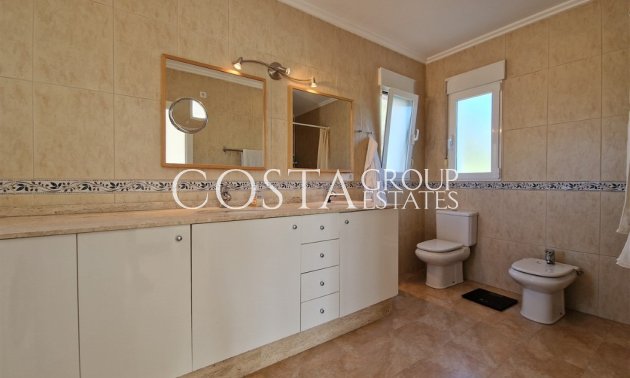 Herverkoop - Villa -
Teulada - Moraira