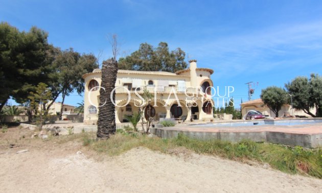Wiederverkauf - Villa -
Benissa - Benissa Centro