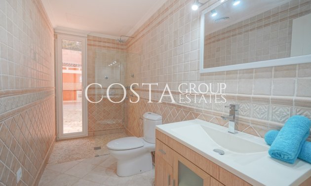 Odsprzedaż - Willa -
Calpe - Calpe Centro