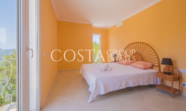 Odsprzedaż - Willa -
Calpe - Calpe Centro