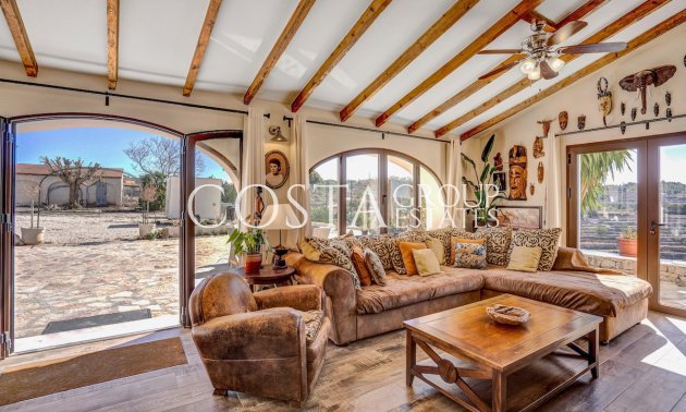 Resale - Villa -
Benissa - Benissa Centro