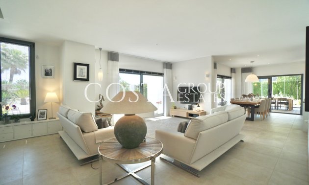 Herverkoop - Villa -
Teulada - Moraira