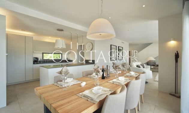 Herverkoop - Villa -
Teulada - Moraira