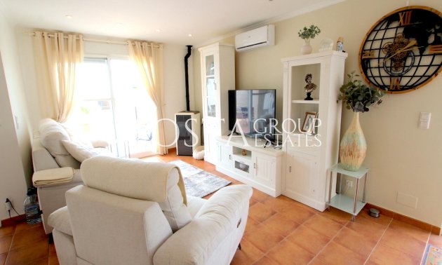Resale - House -
Orihuela - La Zenia