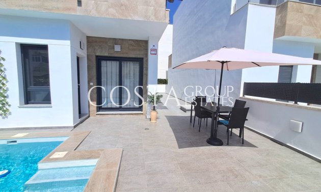 Odsprzedaż - Willa -
Torrevieja - Torrevieja Centro
