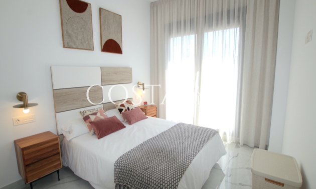 Odsprzedaż - Willa -
Torrevieja - Torrevieja Centro