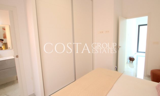 Odsprzedaż - Willa -
Torrevieja - Torrevieja Centro