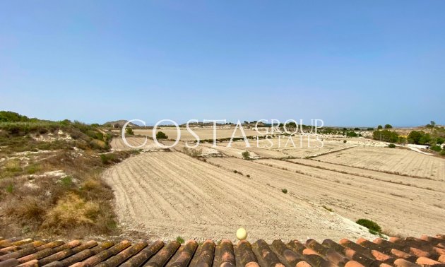 Revente - Villa -
San Miguel de Salinas - San Miguel de Salinas Centro
