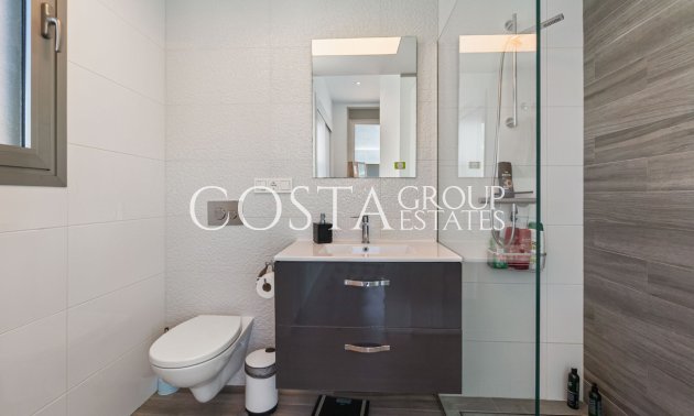 Resale - Villa -
Orihuela - Villamartin