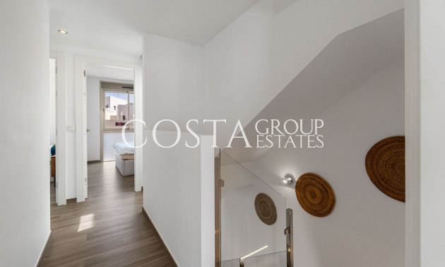 Resale - Villa -
Orihuela - Villamartin