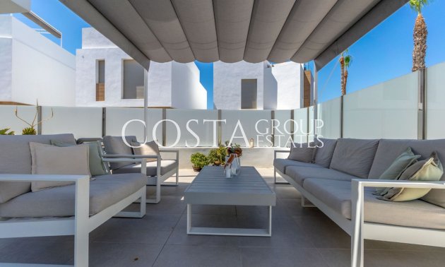 Resale - Villa -
Orihuela - Villamartin