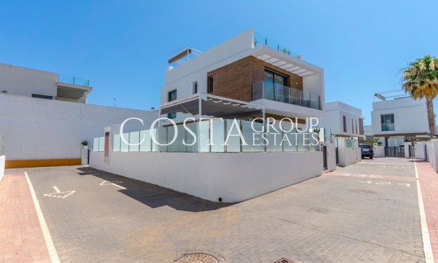Resale - Villa -
Orihuela - Villamartin