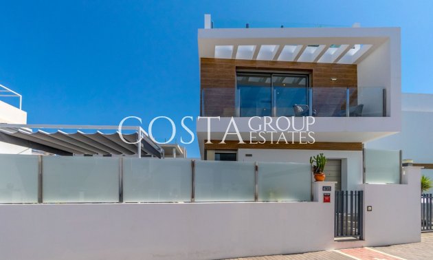 Resale - Villa -
Orihuela - Villamartin