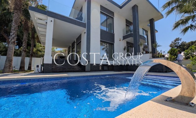 Resale - Villa -
Alicante - Alicante Centro