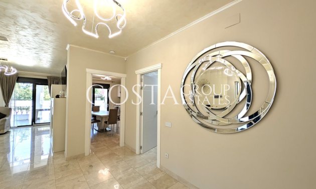 Resale - Villa -
Alicante - Alicante Centro