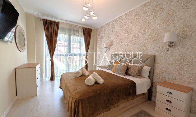 Resale - Villa -
Alicante - Alicante Centro