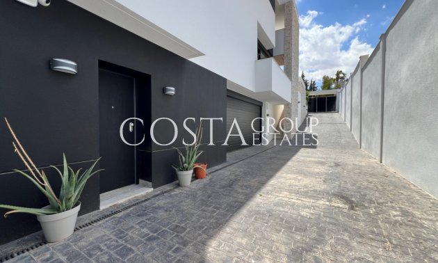 Odsprzedaż - Willa -
Orihuela - Orihuela Costa