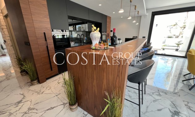 Odsprzedaż - Willa -
Orihuela - Orihuela Costa