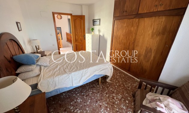 Resale - Villa -
Guardamar del Segura - Guardamar del Segura Centro