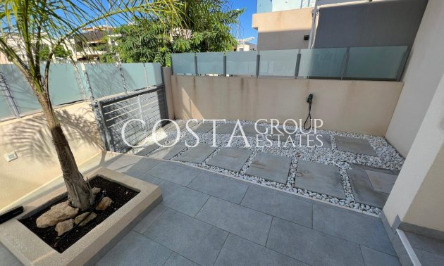 Revente - Villa -
Orihuela - Mil Palmeras