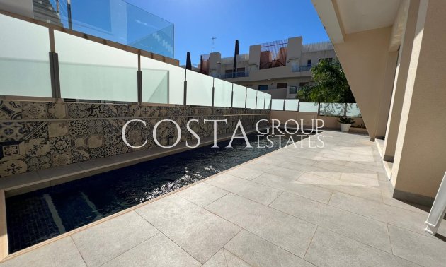 Revente - Villa -
Orihuela - Mil Palmeras