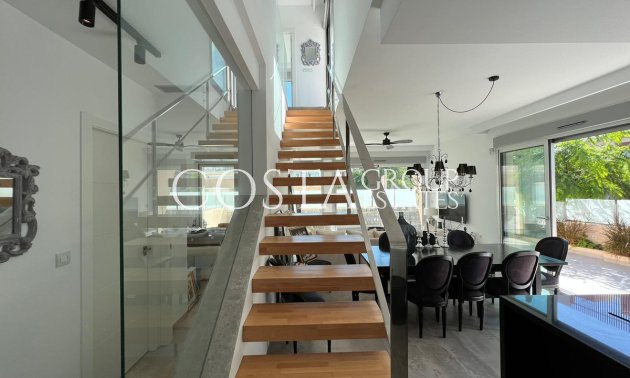 Revente - Villa -
Orihuela - Mil Palmeras