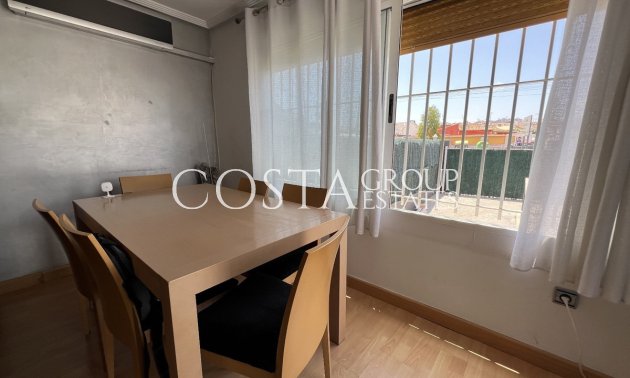 Resale - Villa -
Torrevieja - Torrevieja Centro