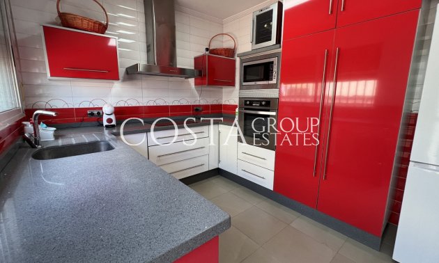 Resale - Villa -
Torrevieja - Torrevieja Centro