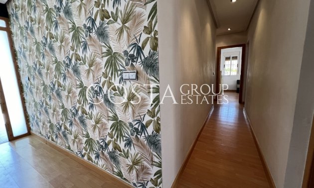 Resale - Villa -
Torrevieja - Torrevieja Centro